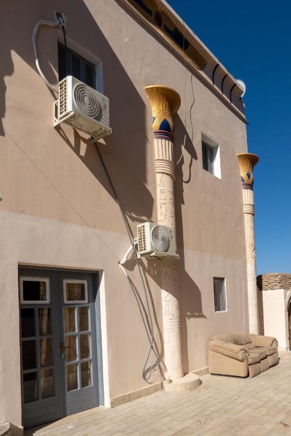 White Flat Studios Dahab Luaran gambar