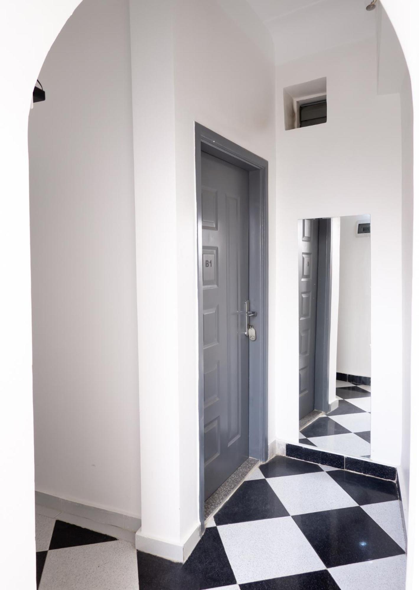 White Flat Studios Dahab Luaran gambar